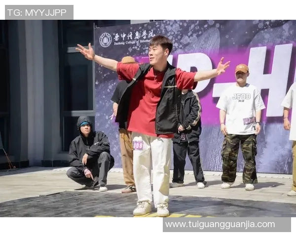 全国街舞大赛特别报道：揭秘北京飞盘队从默默无闻到耀眼舞台的成长历程